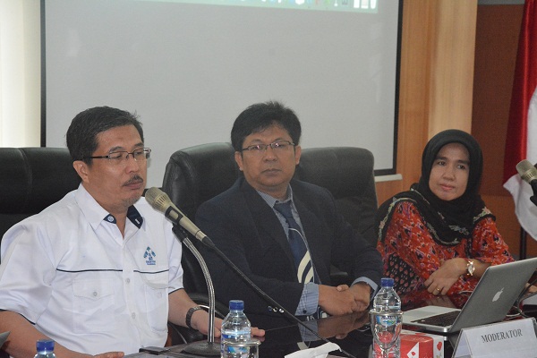 WORKSHOP TEKNOLOGI INFORMASI PERPUSTAKAAN DAN LAUNCHING SLiMS (Senayan Library Mangement System)